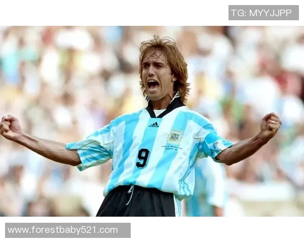 天赋平平却依然闪耀的足球明星们的奋斗与成功故事